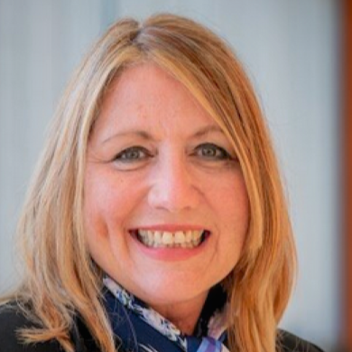 Headshot of Deborah Hunt