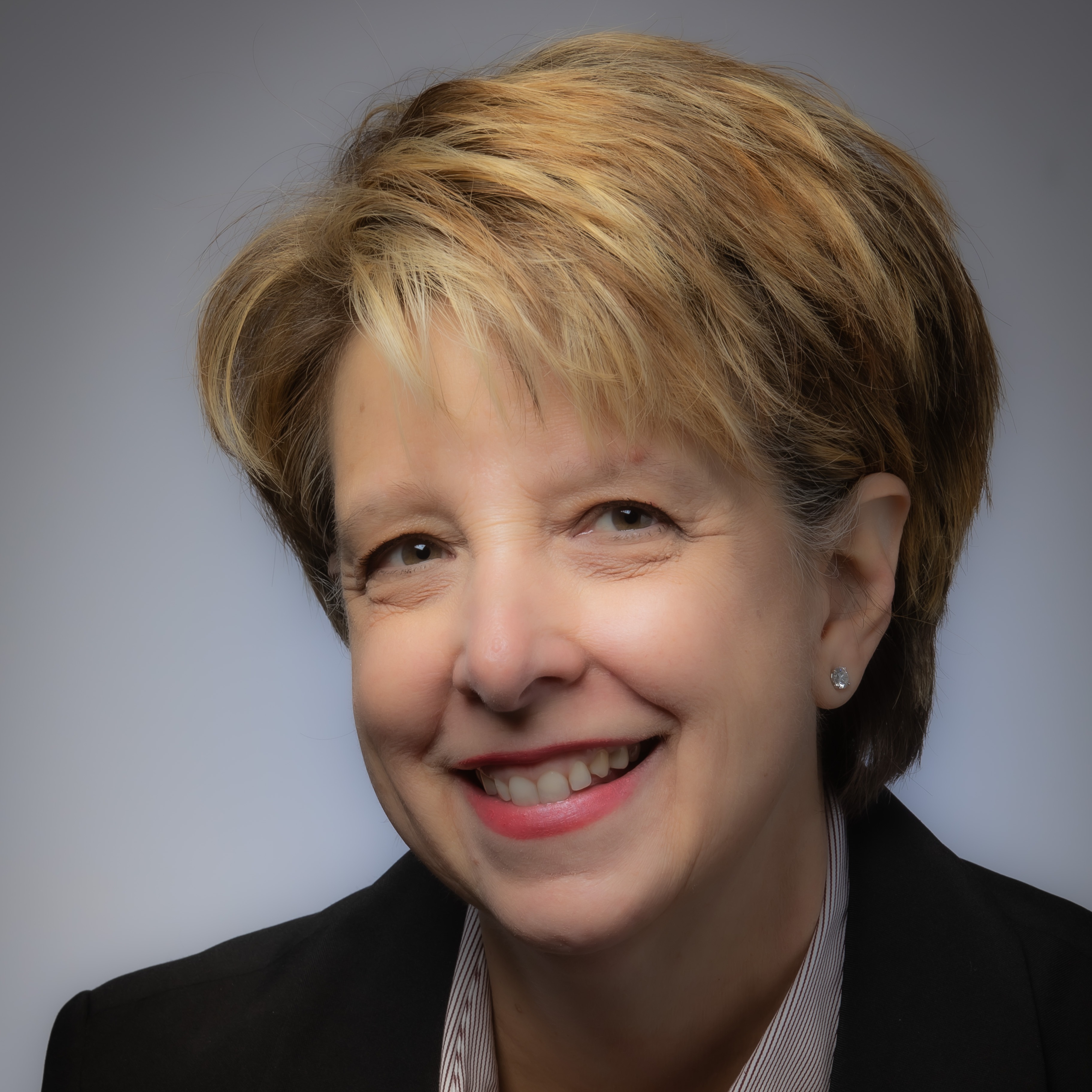 Mary Johansen Headshot
